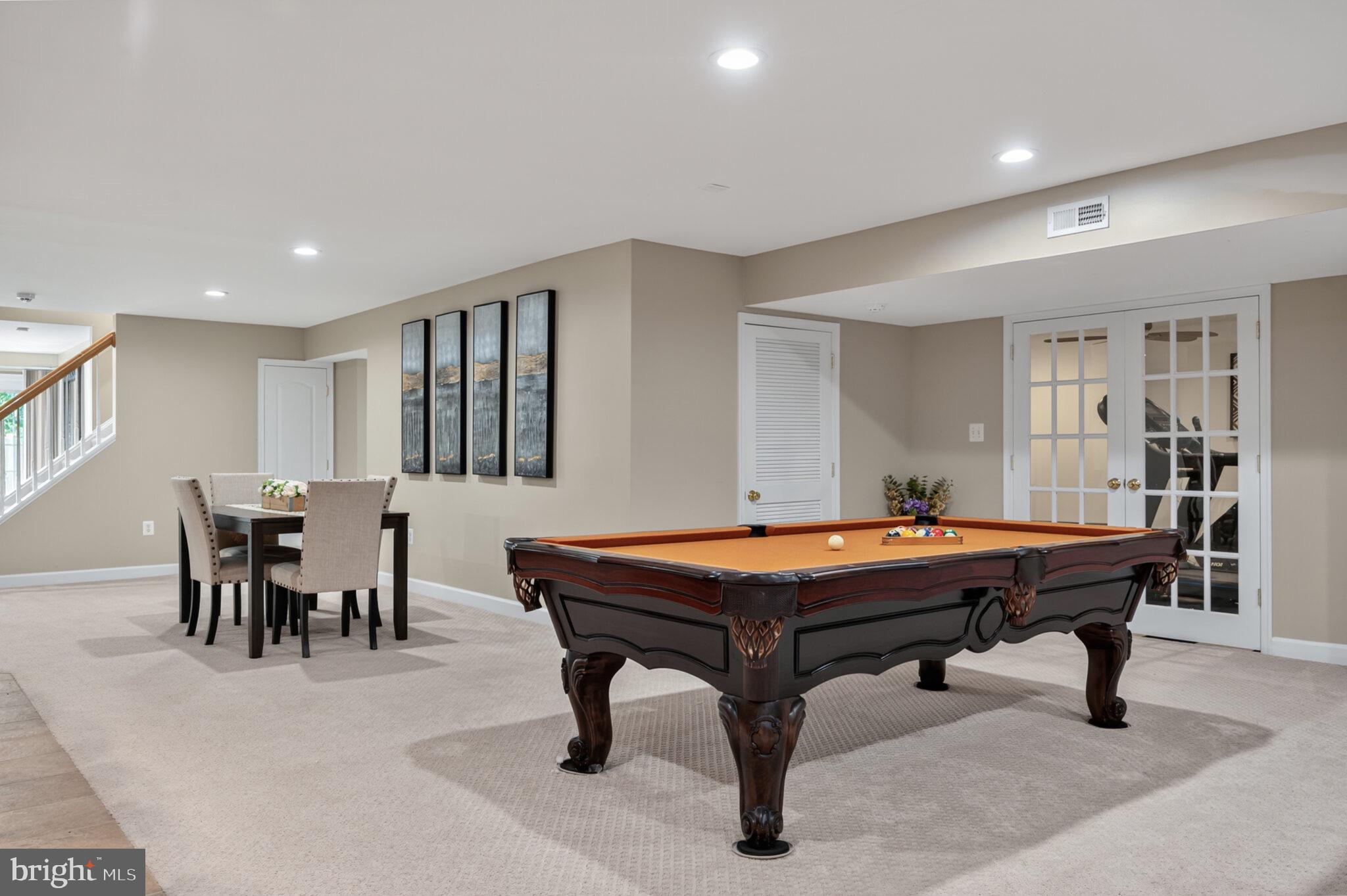 SUZANNE'S WAY - Residential