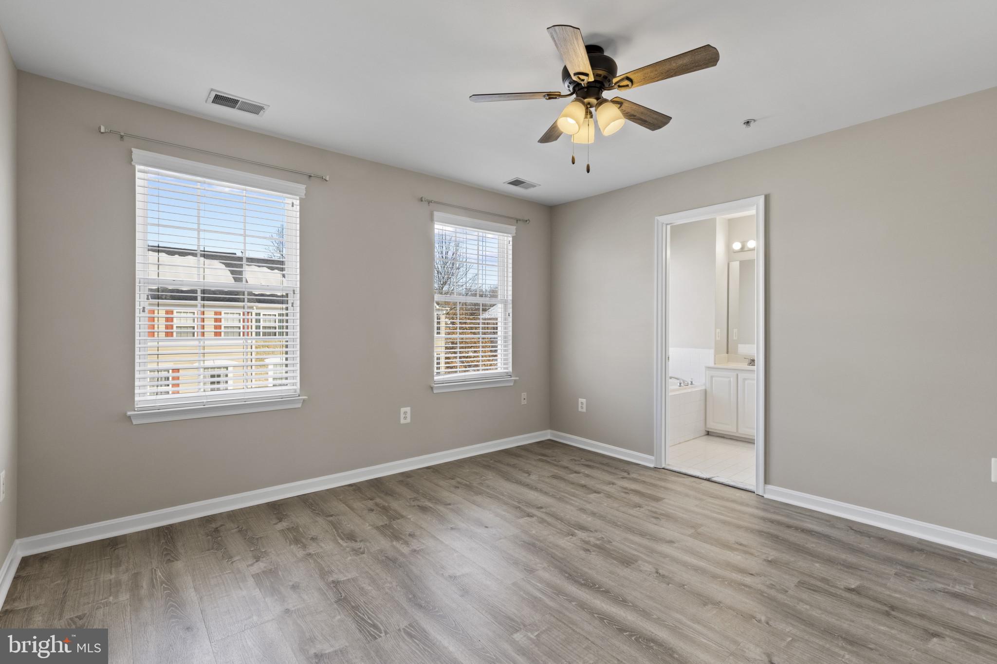 APPLEGATE NORTH - Residential