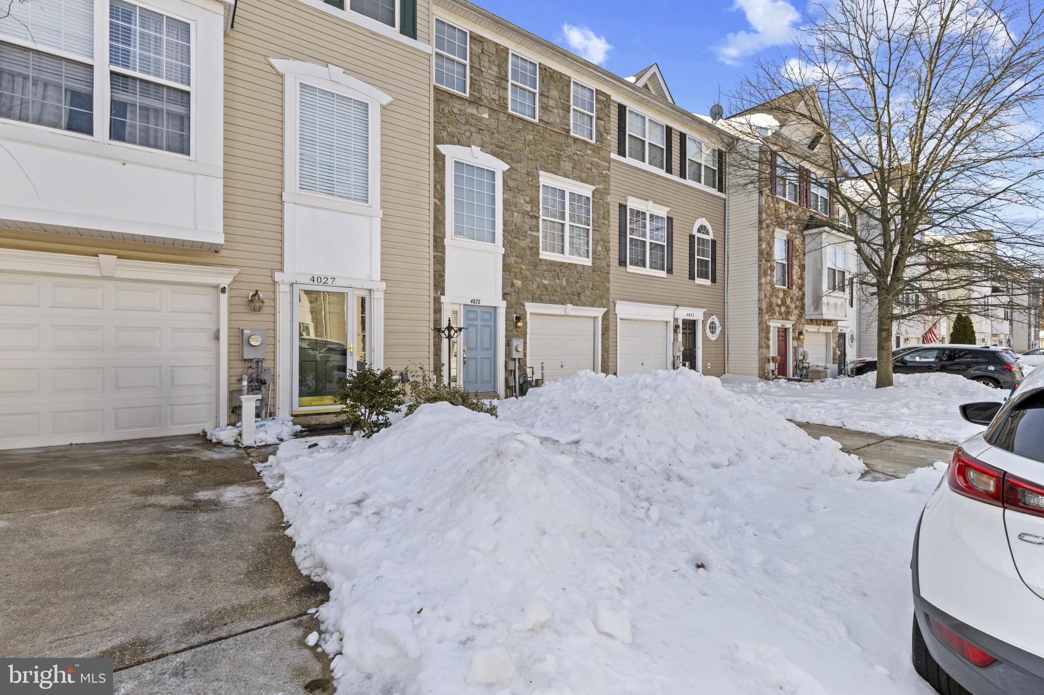 APPLEGATE NORTH - Residential