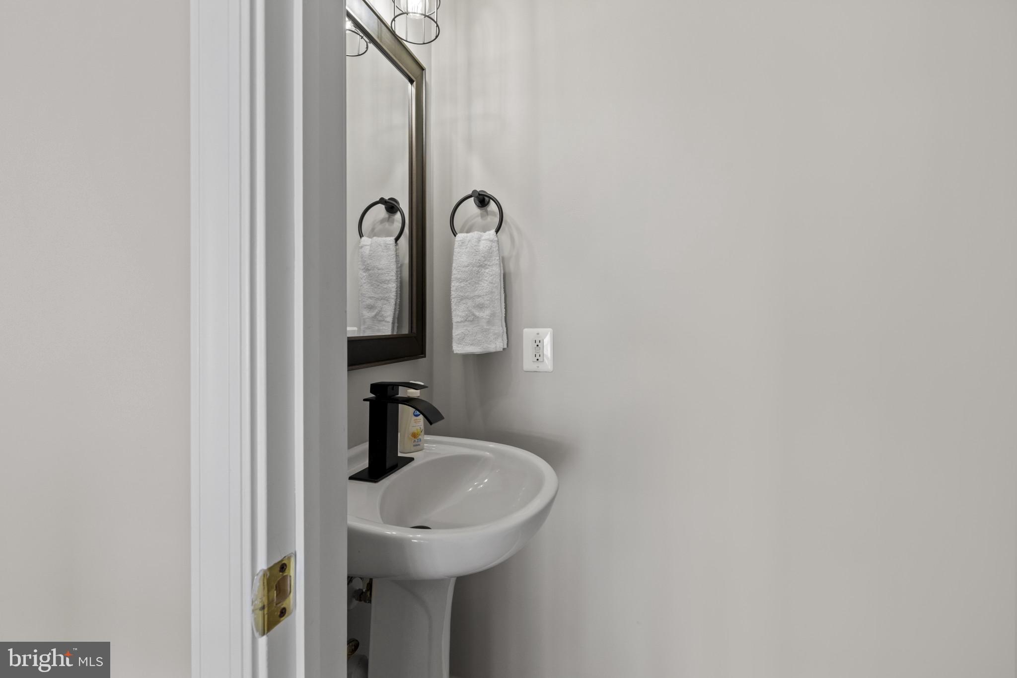 APPLEGATE NORTH - Residential