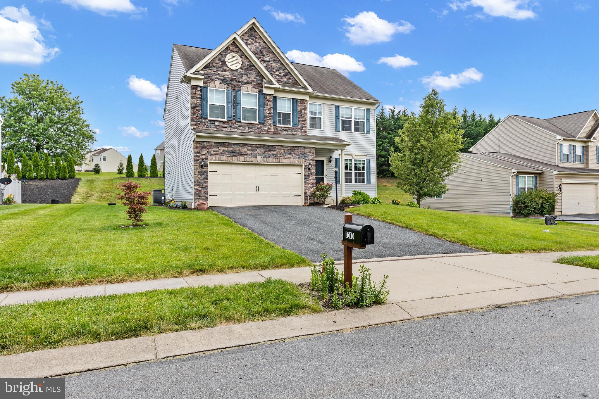 1010 NUGENT WAY