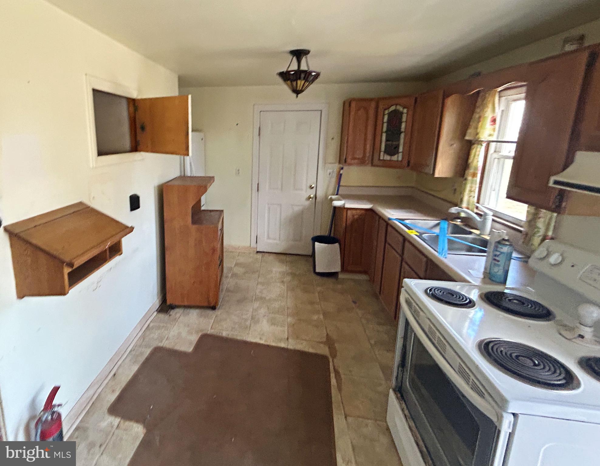 HAMPSTEAD - Residential