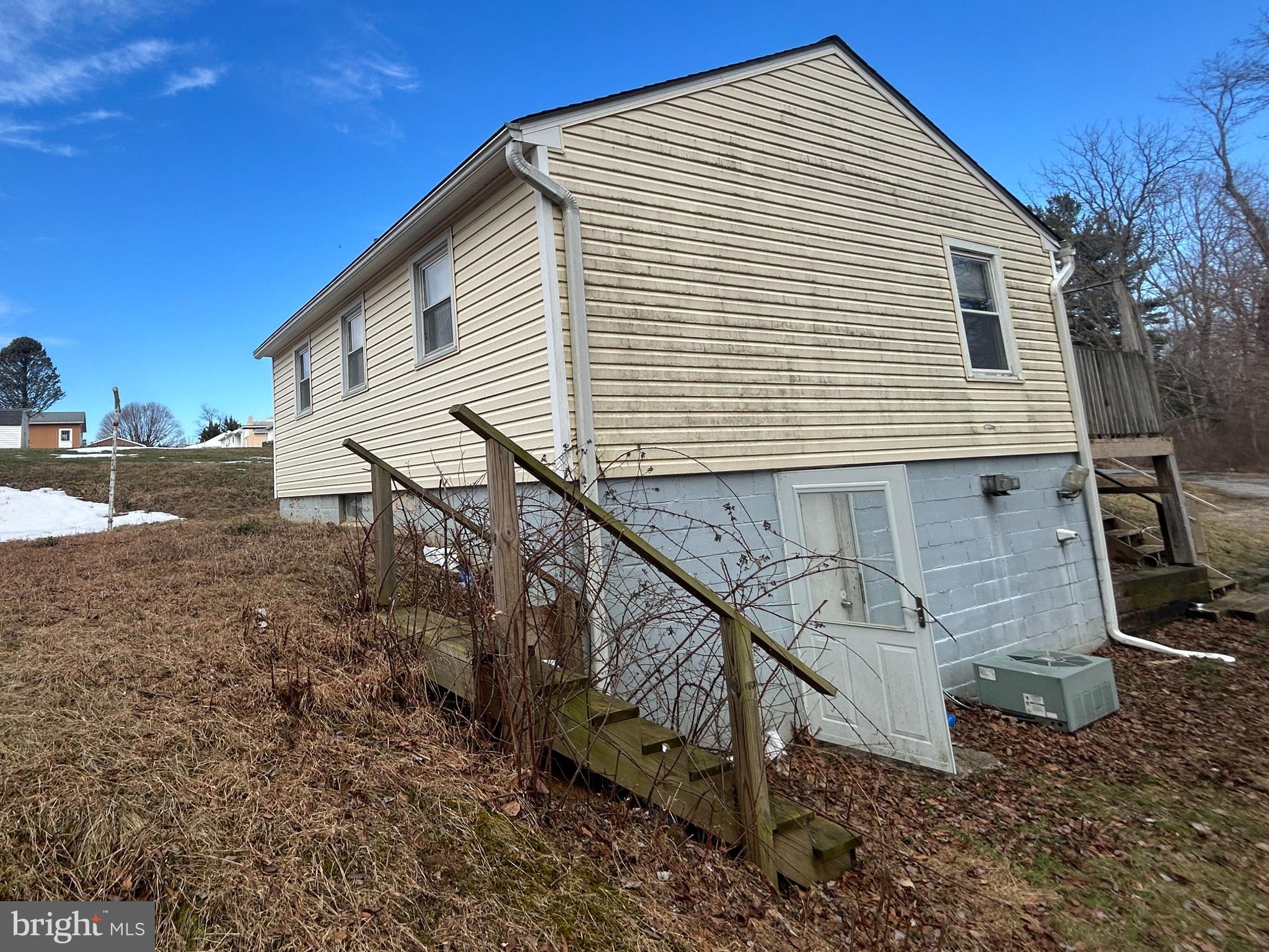 HAMPSTEAD - Residential