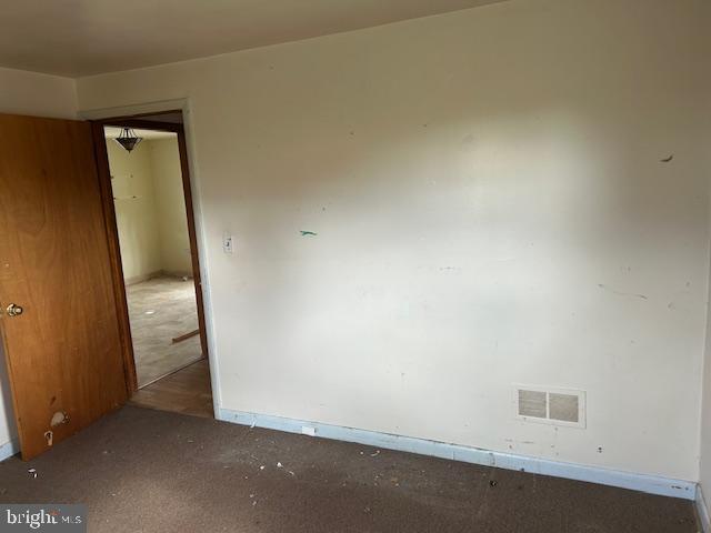 HAMPSTEAD - Residential