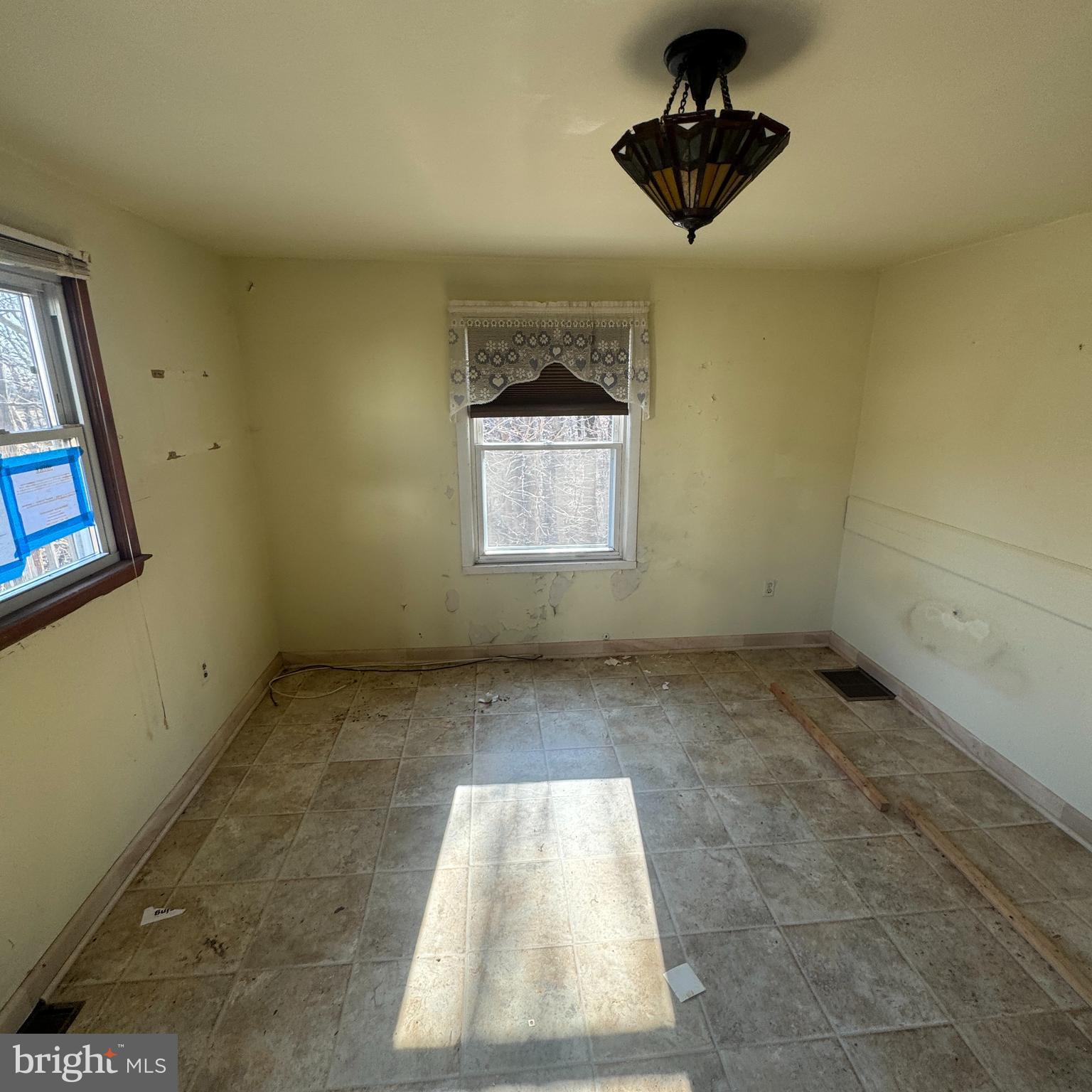 HAMPSTEAD - Residential