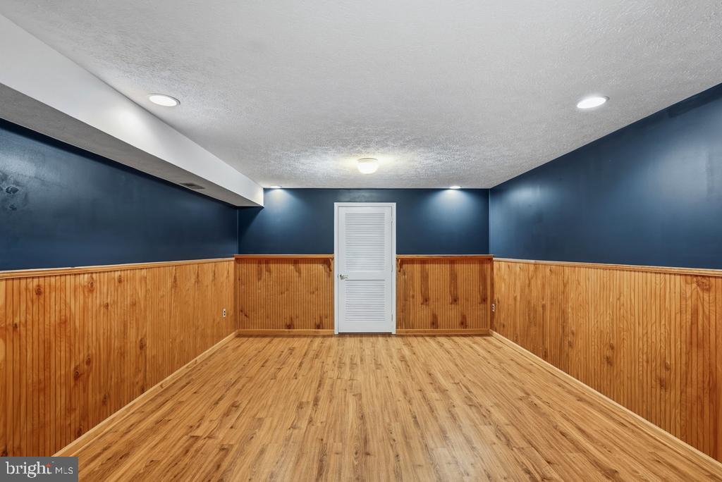 CRESCENT RUN - Residential