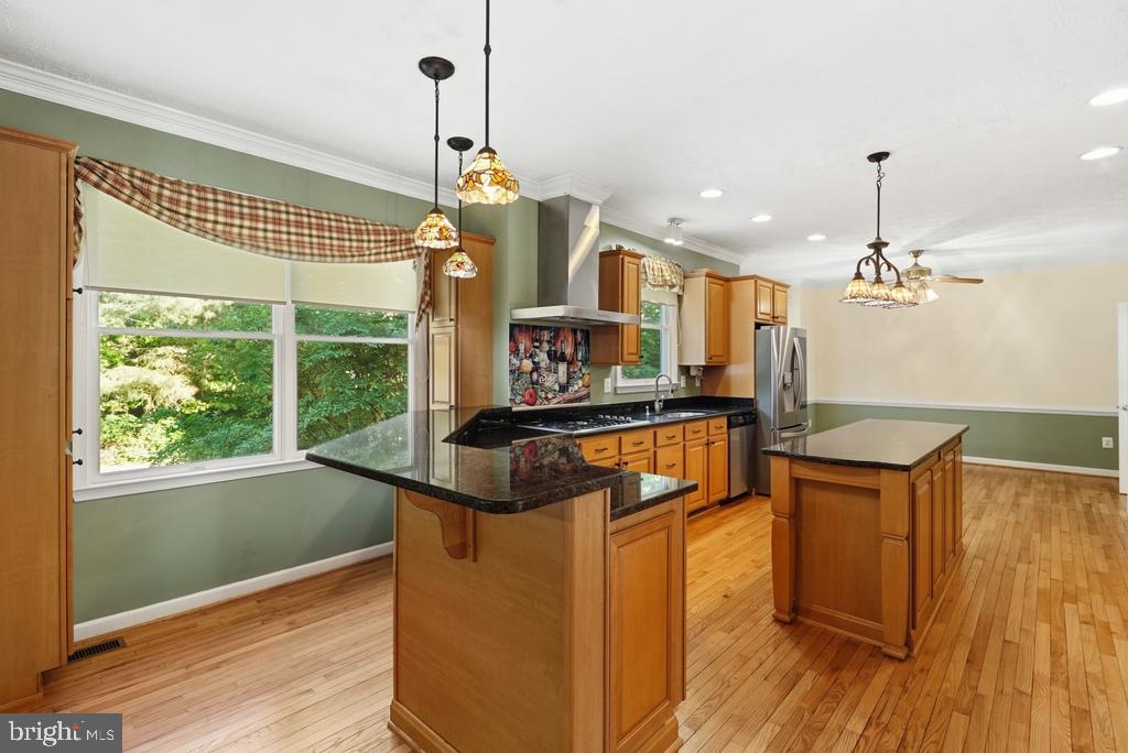 CRESCENT RUN - Residential