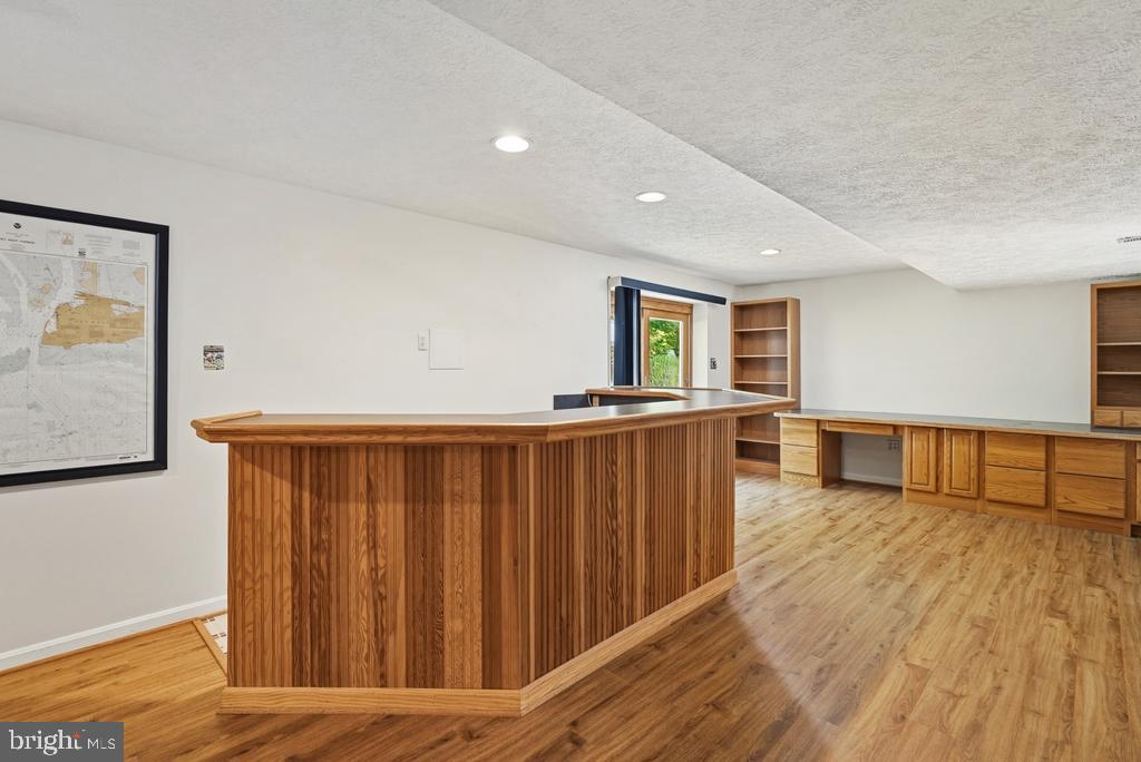 CRESCENT RUN - Residential