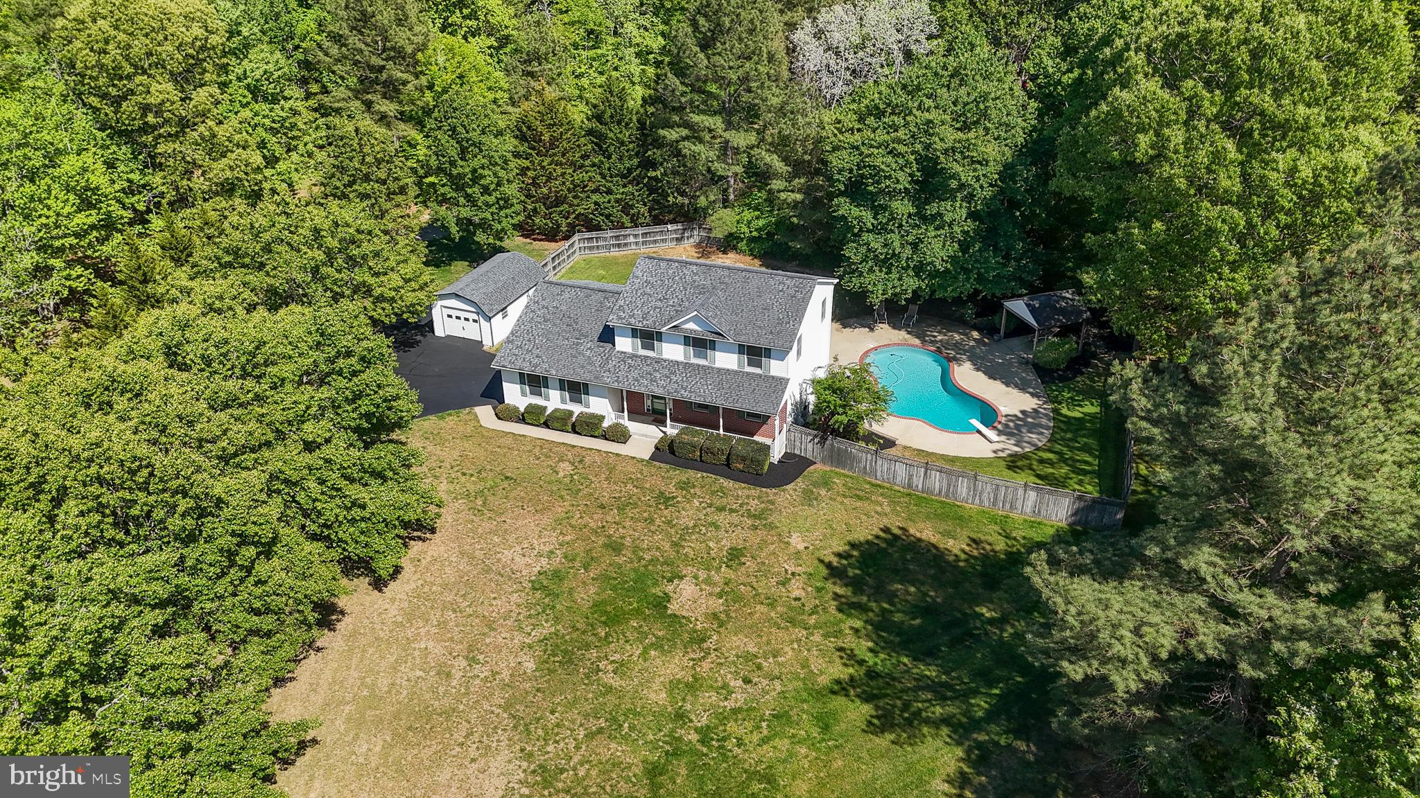 CRESCENT RUN - Residential