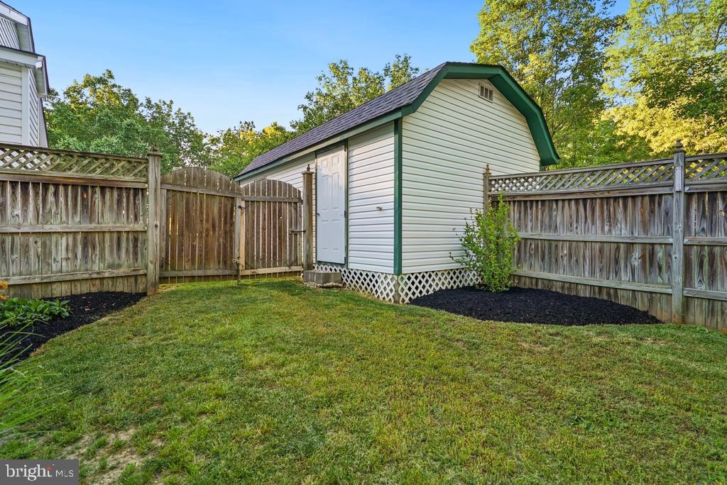 CRESCENT RUN - Residential