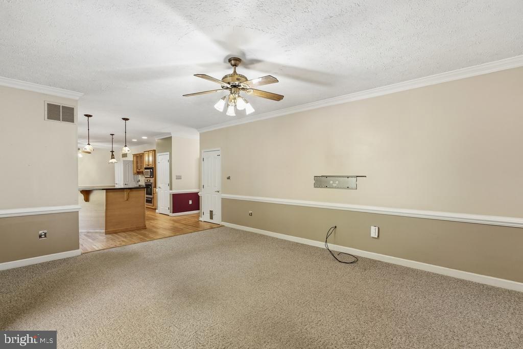 CRESCENT RUN - Residential