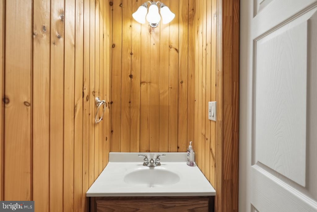 CRESCENT RUN - Residential