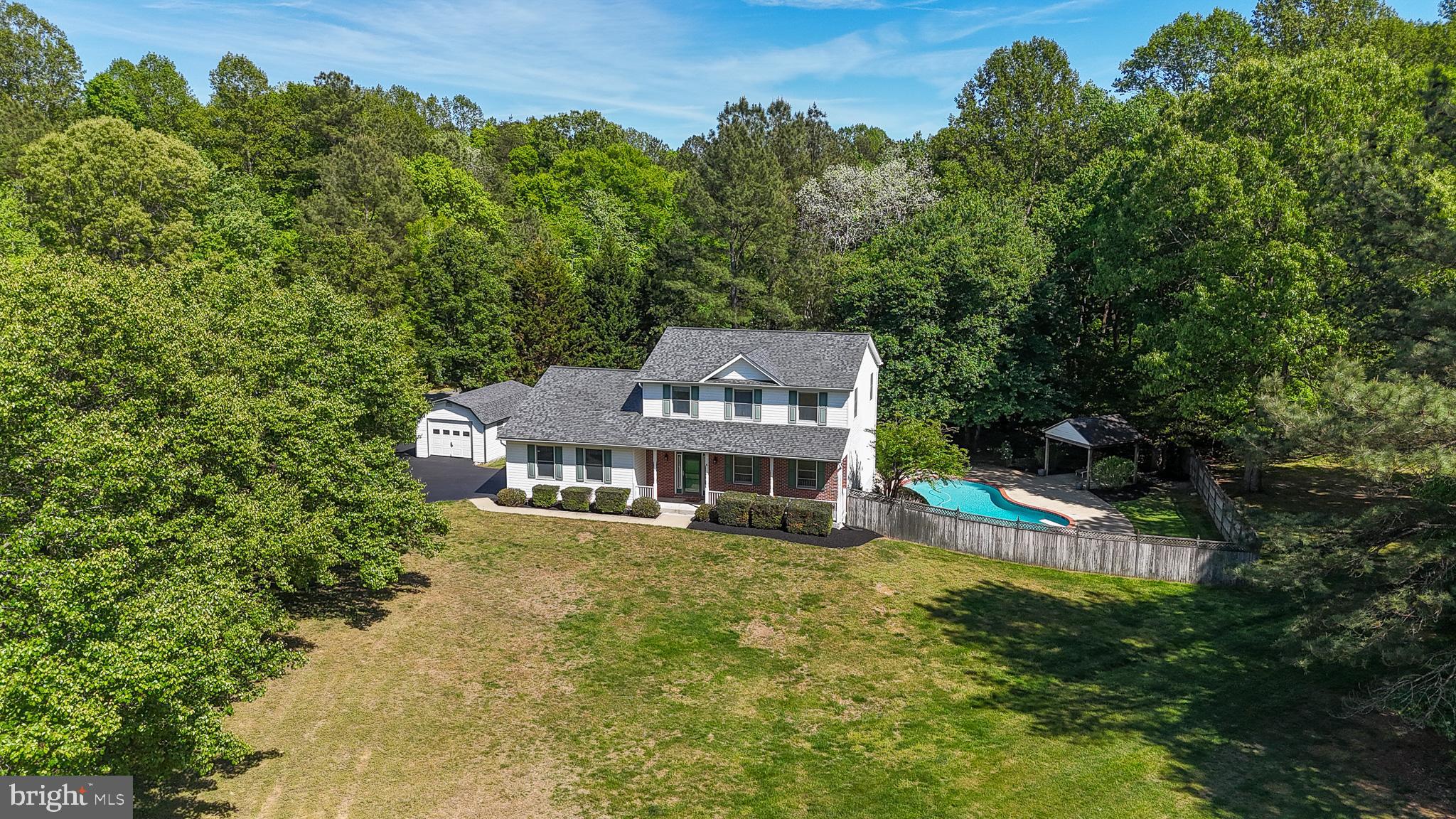 CRESCENT RUN - Residential