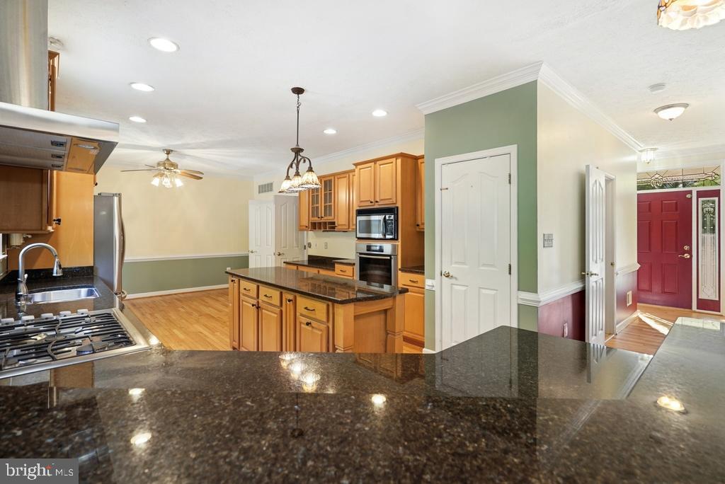 CRESCENT RUN - Residential