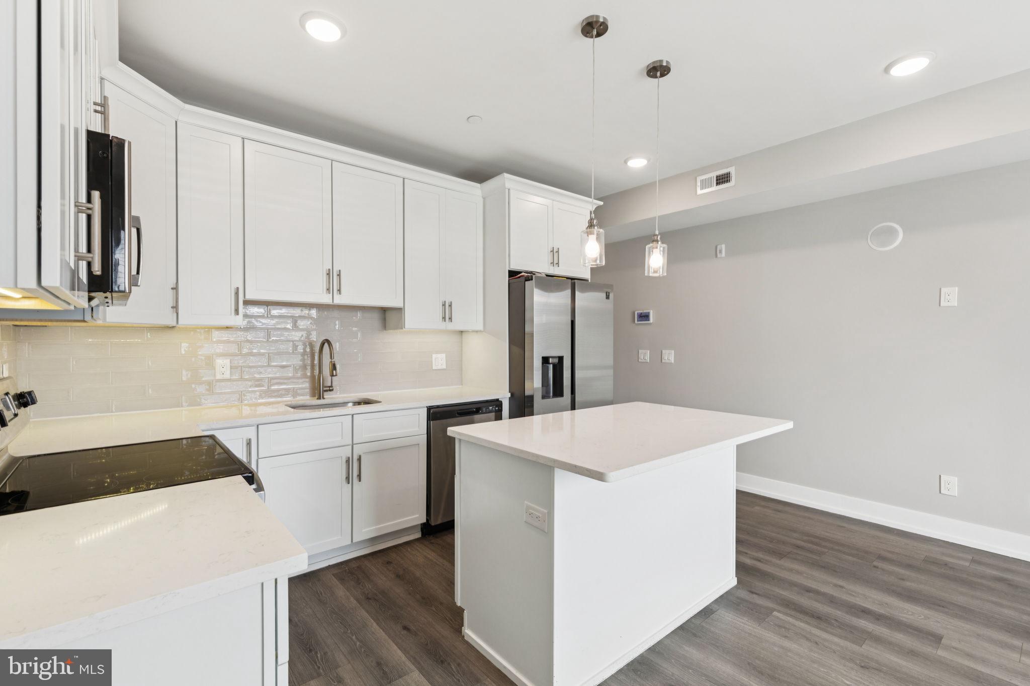 WEST KENSINGTON - Residential Lease