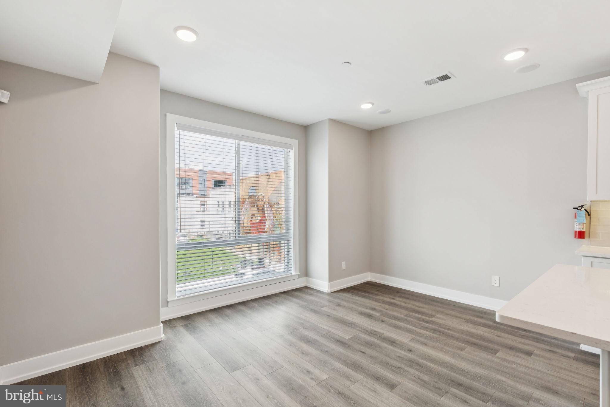 WEST KENSINGTON - Residential Lease