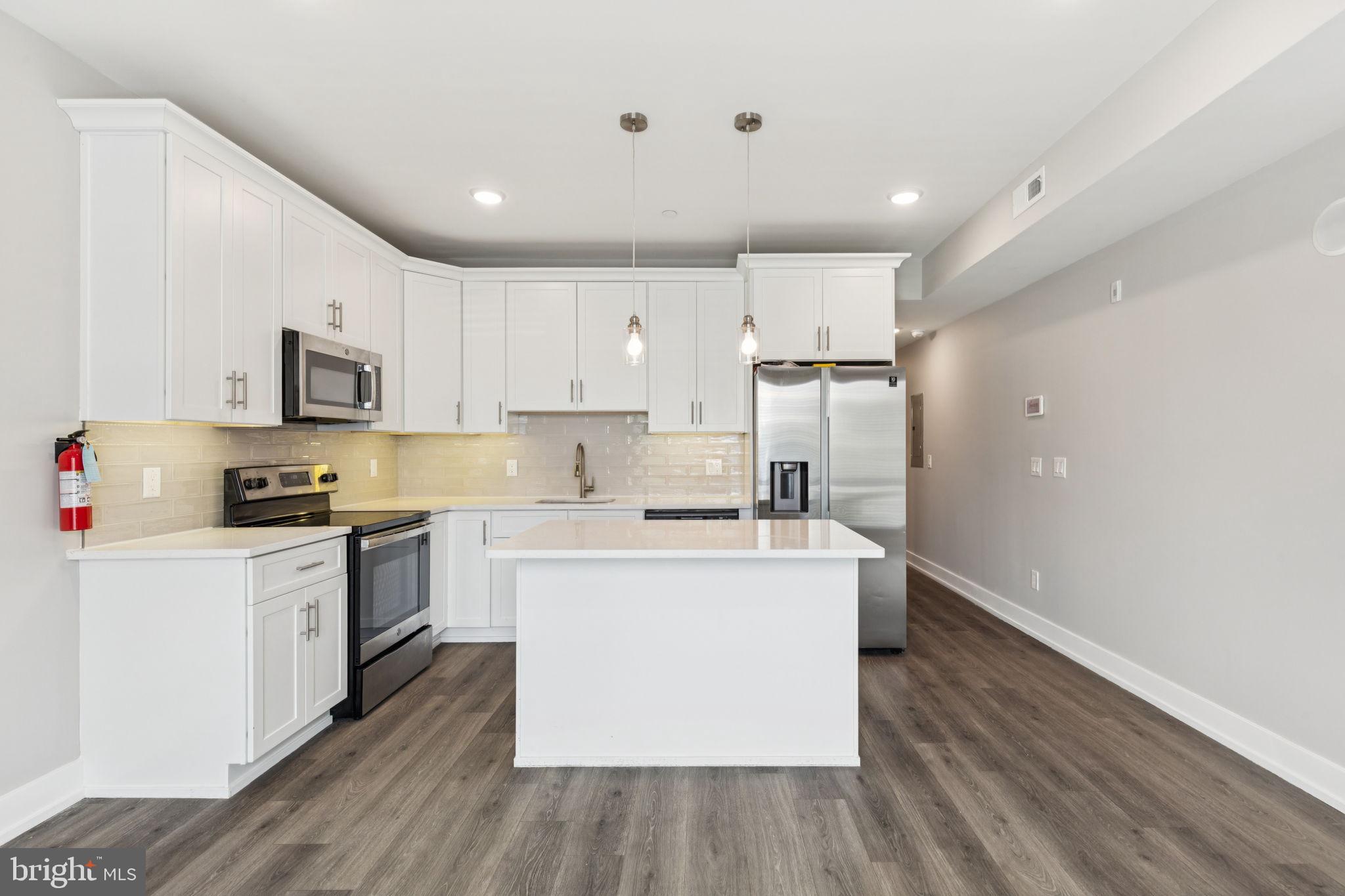 WEST KENSINGTON - Residential Lease