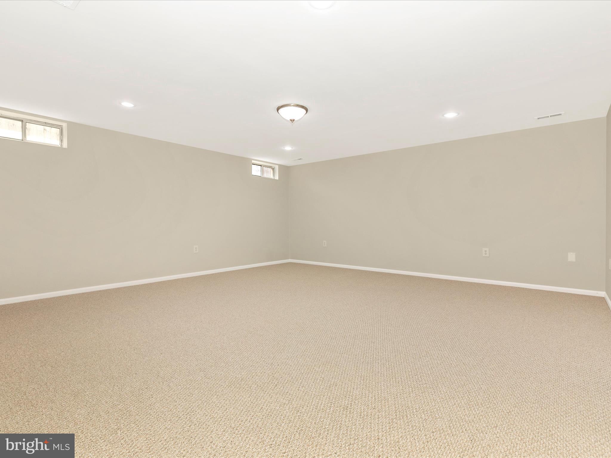 POTOMAC RIDGE - Residential