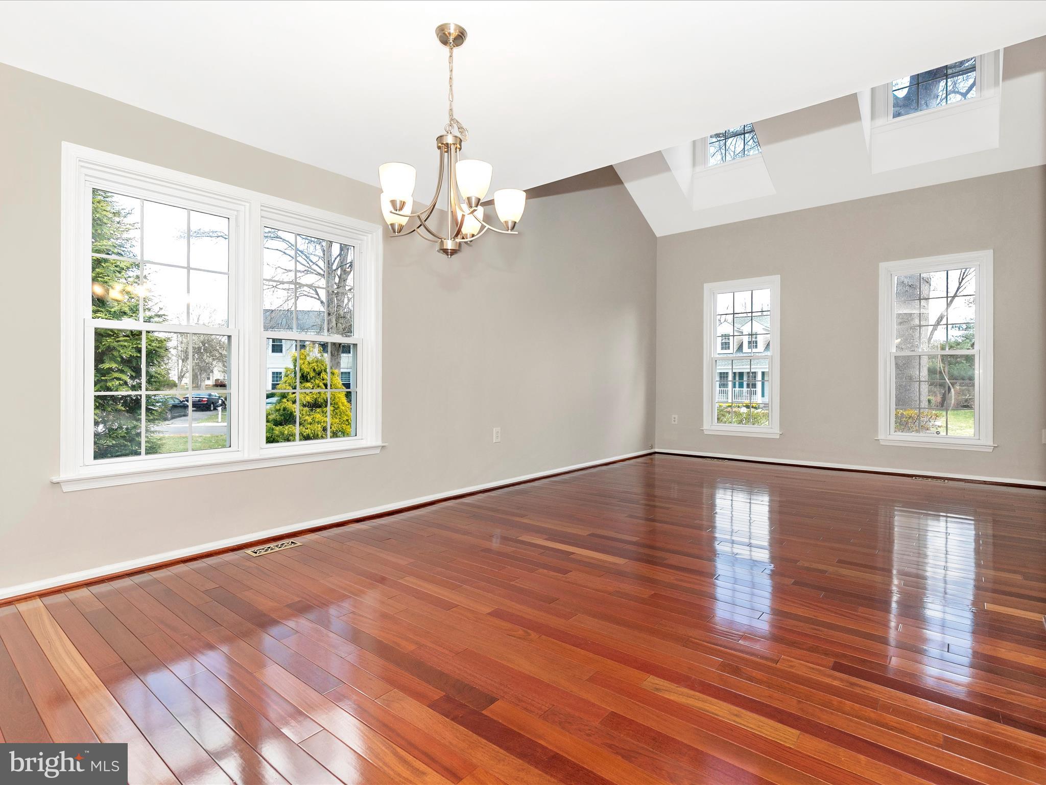 POTOMAC RIDGE - Residential