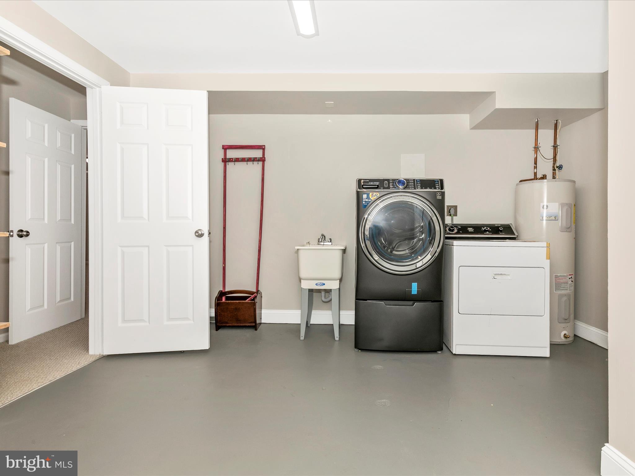 POTOMAC RIDGE - Residential