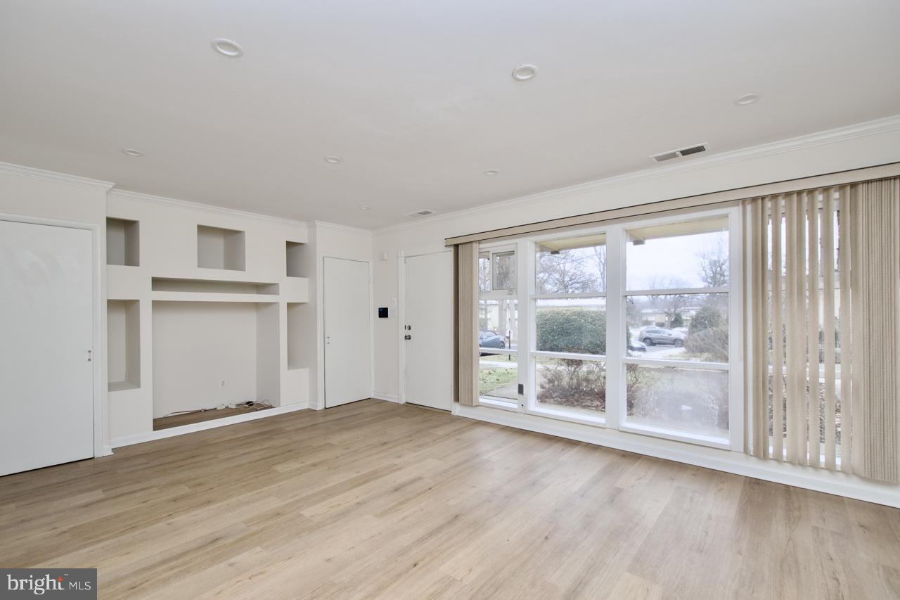 FAIRFAX HERITAGE - Residential