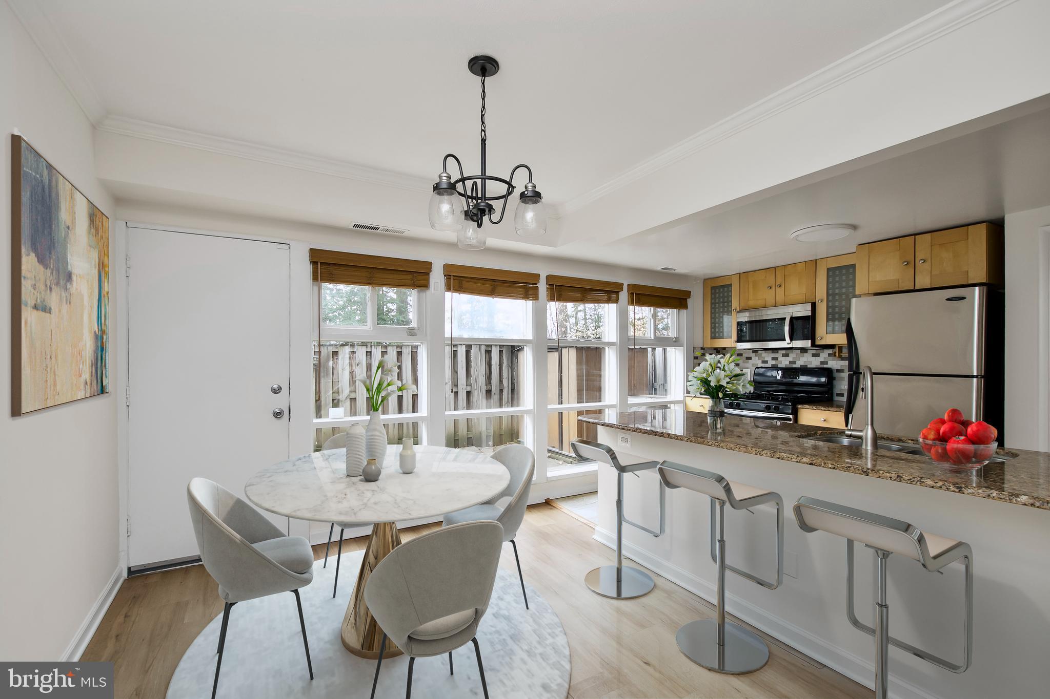 FAIRFAX HERITAGE - Residential