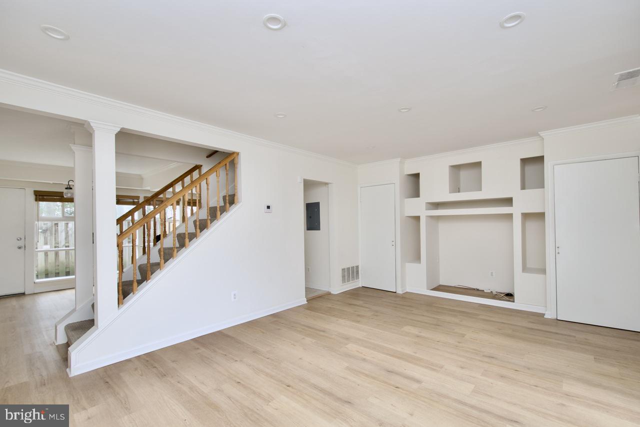 FAIRFAX HERITAGE - Residential