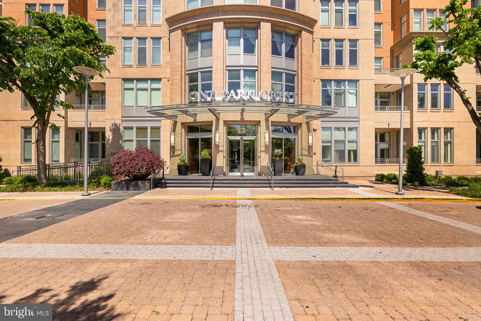 ONE PARK CREST - Residential