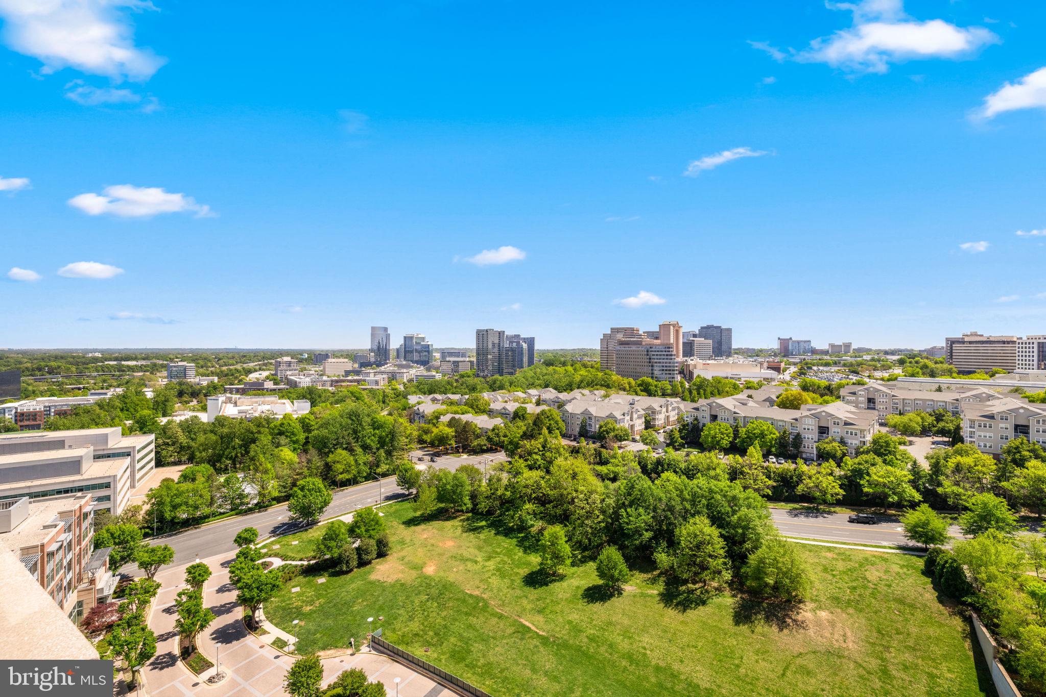 ONE PARK CREST - Residential