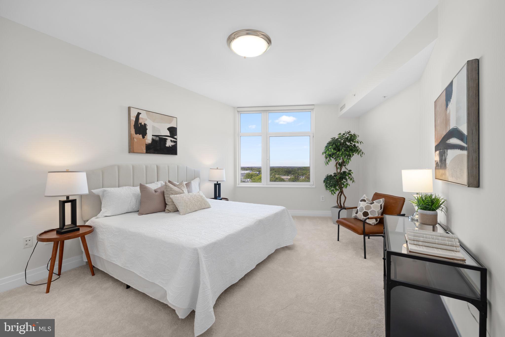 ONE PARK CREST - Residential