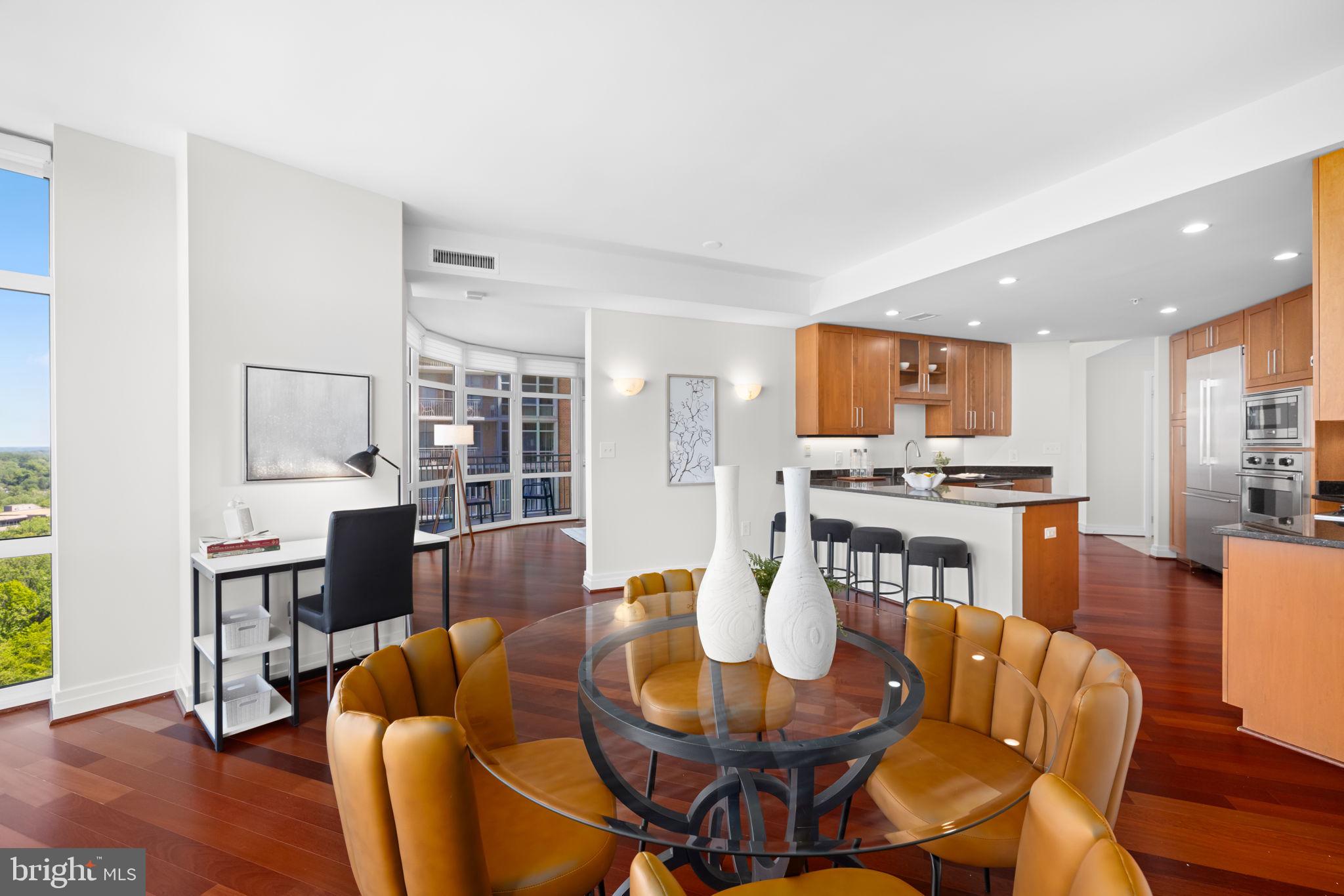 ONE PARK CREST - Residential