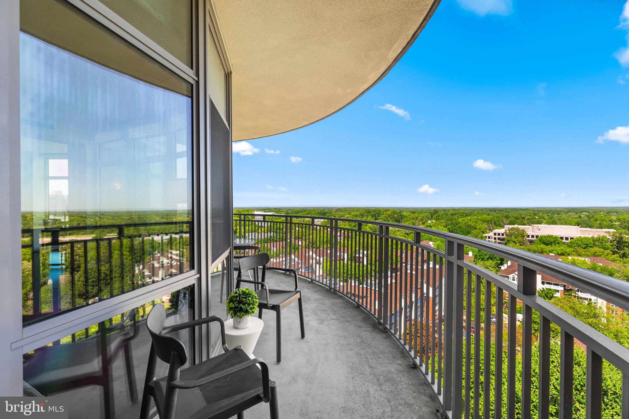 ONE PARK CREST - Residential