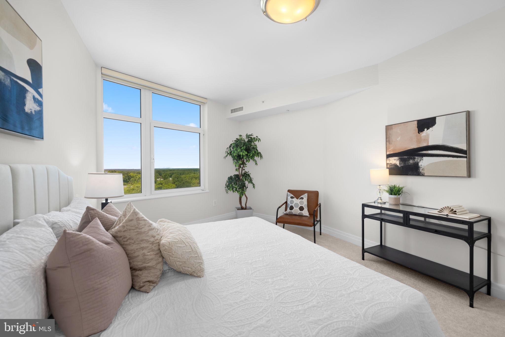 ONE PARK CREST - Residential