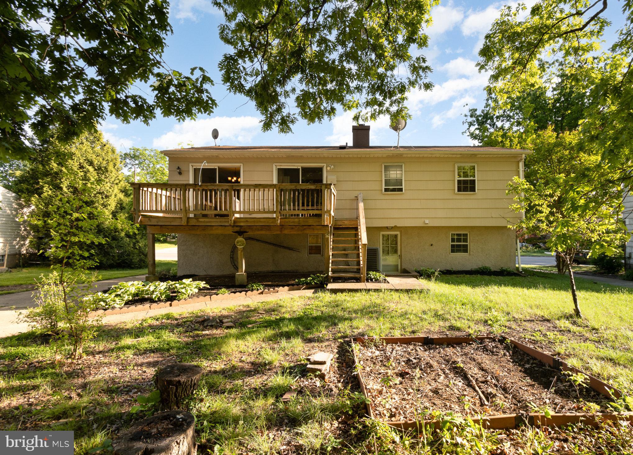 WOODBRIDGE VALLEY - Residential