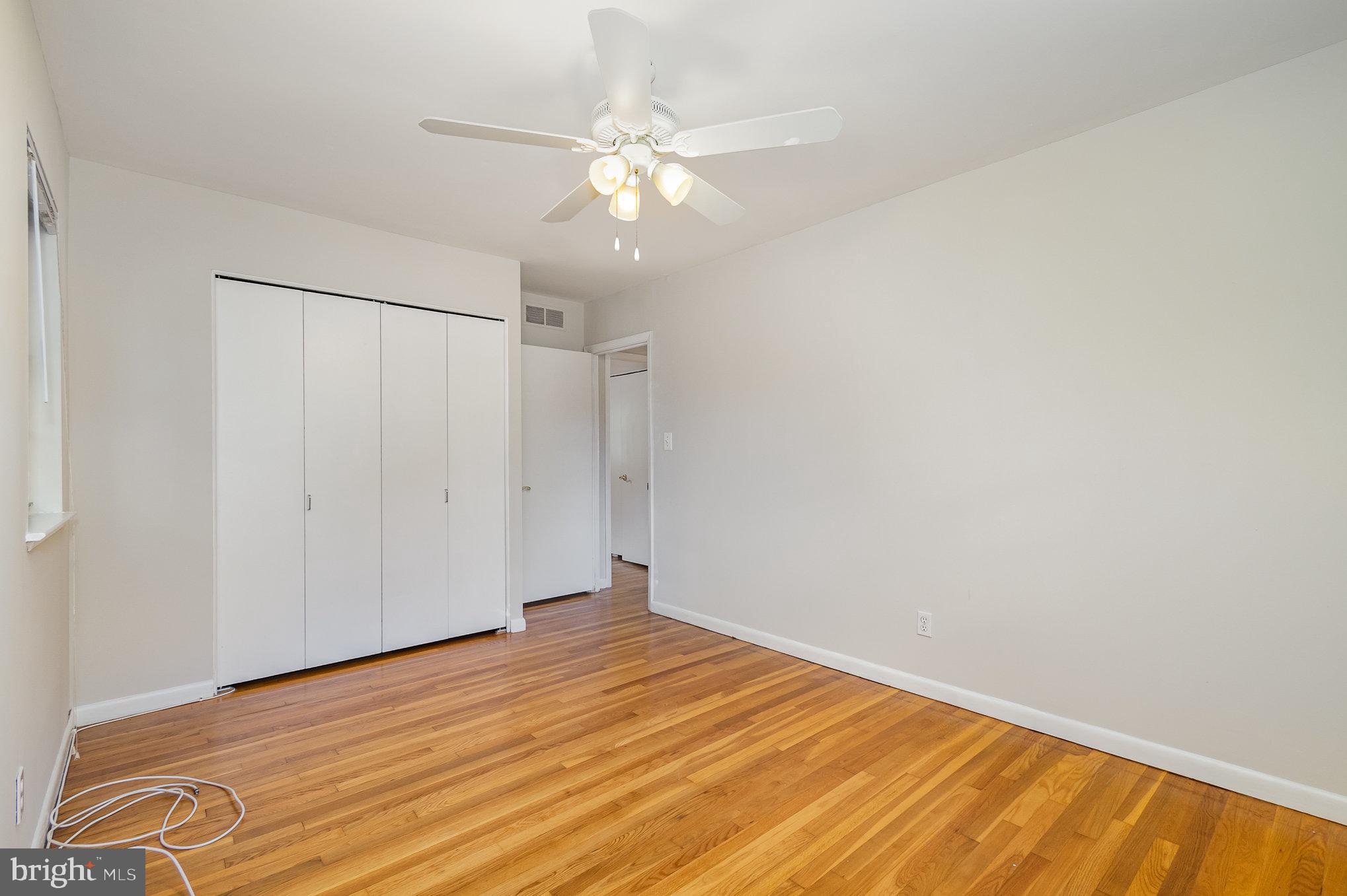 WOODBRIDGE VALLEY - Residential