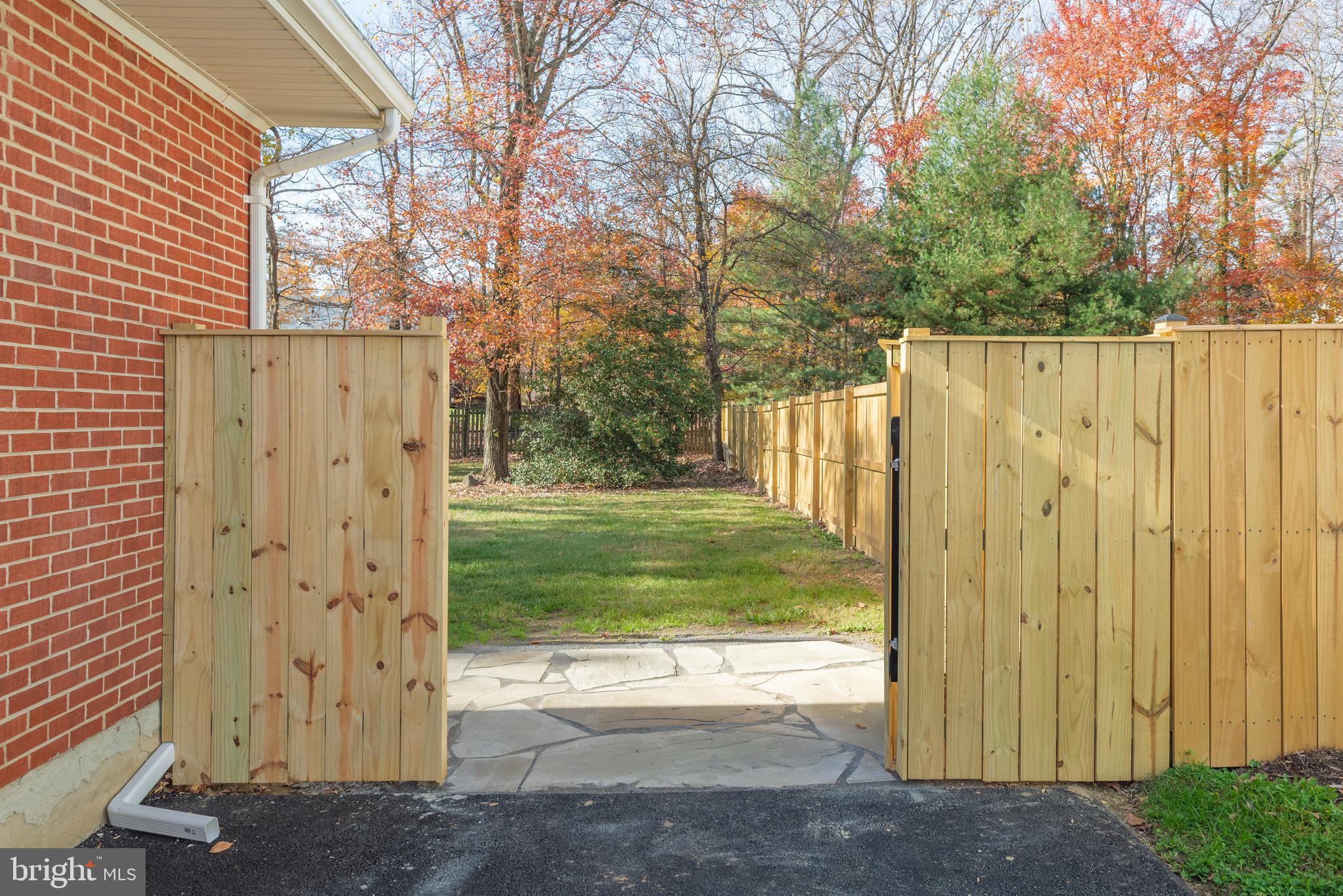 CHALFONTE MANOR - Residential Lease