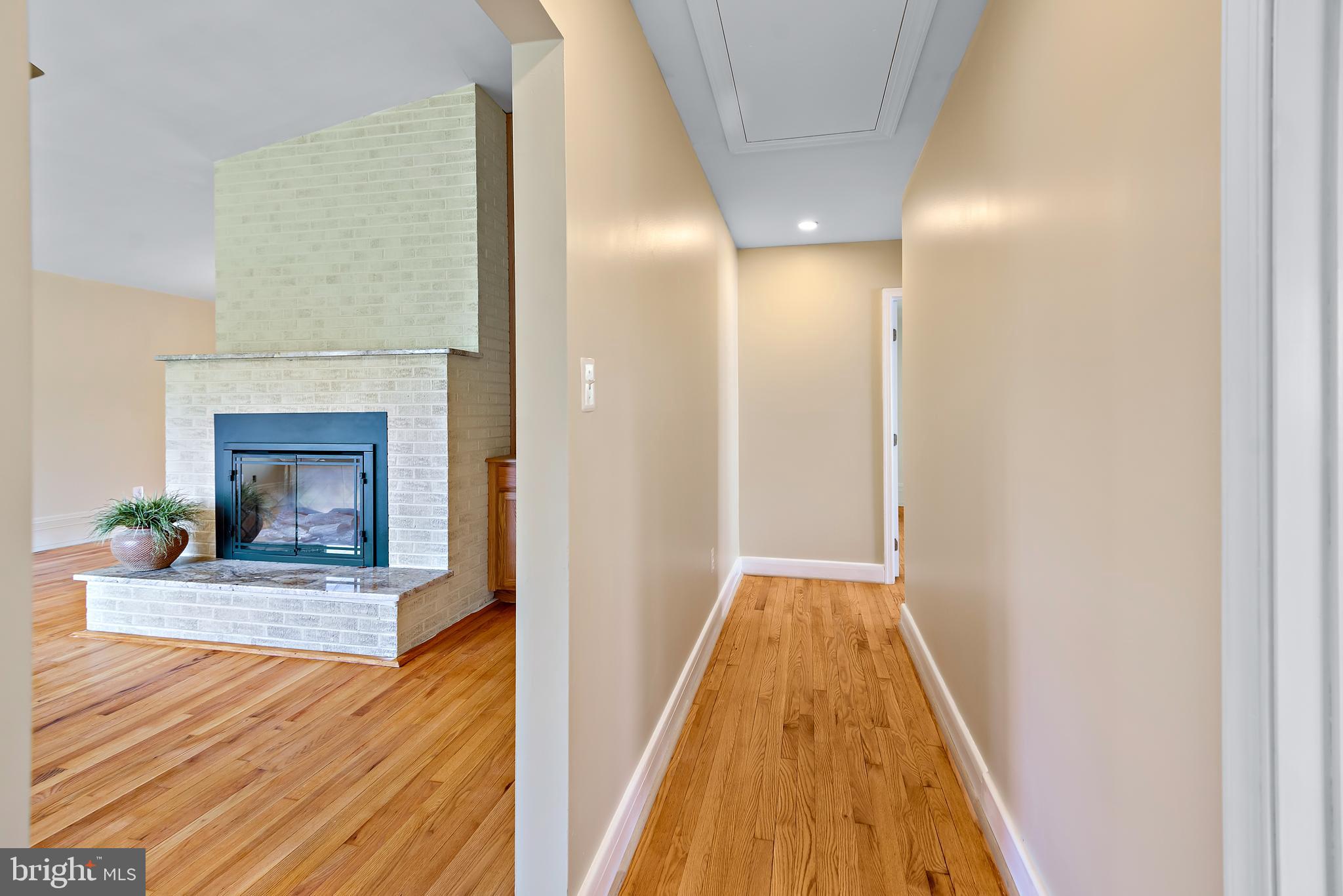 CHALFONTE MANOR - Residential Lease