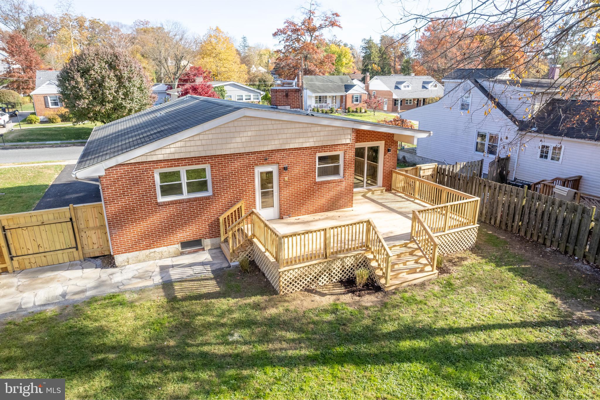 CHALFONTE MANOR - Residential Lease