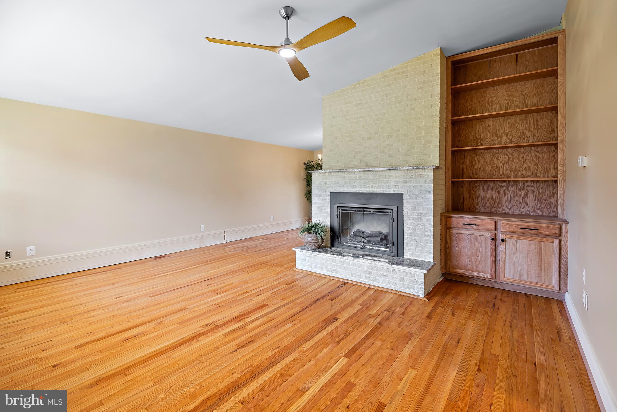 CHALFONTE MANOR - Residential Lease