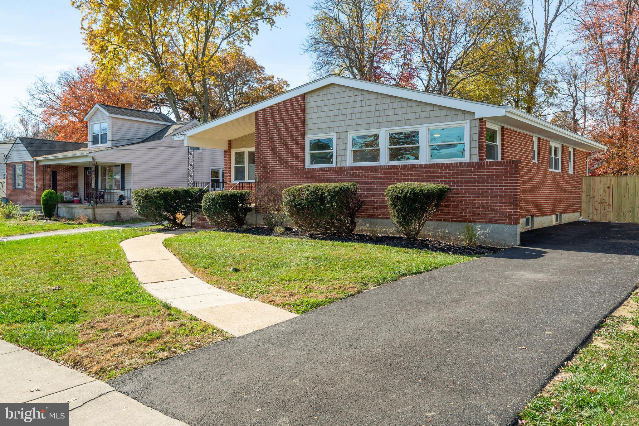 CHALFONTE MANOR - Residential Lease