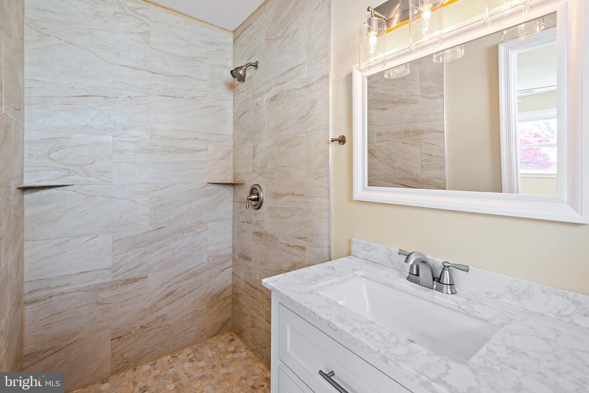 CHALFONTE MANOR - Residential Lease