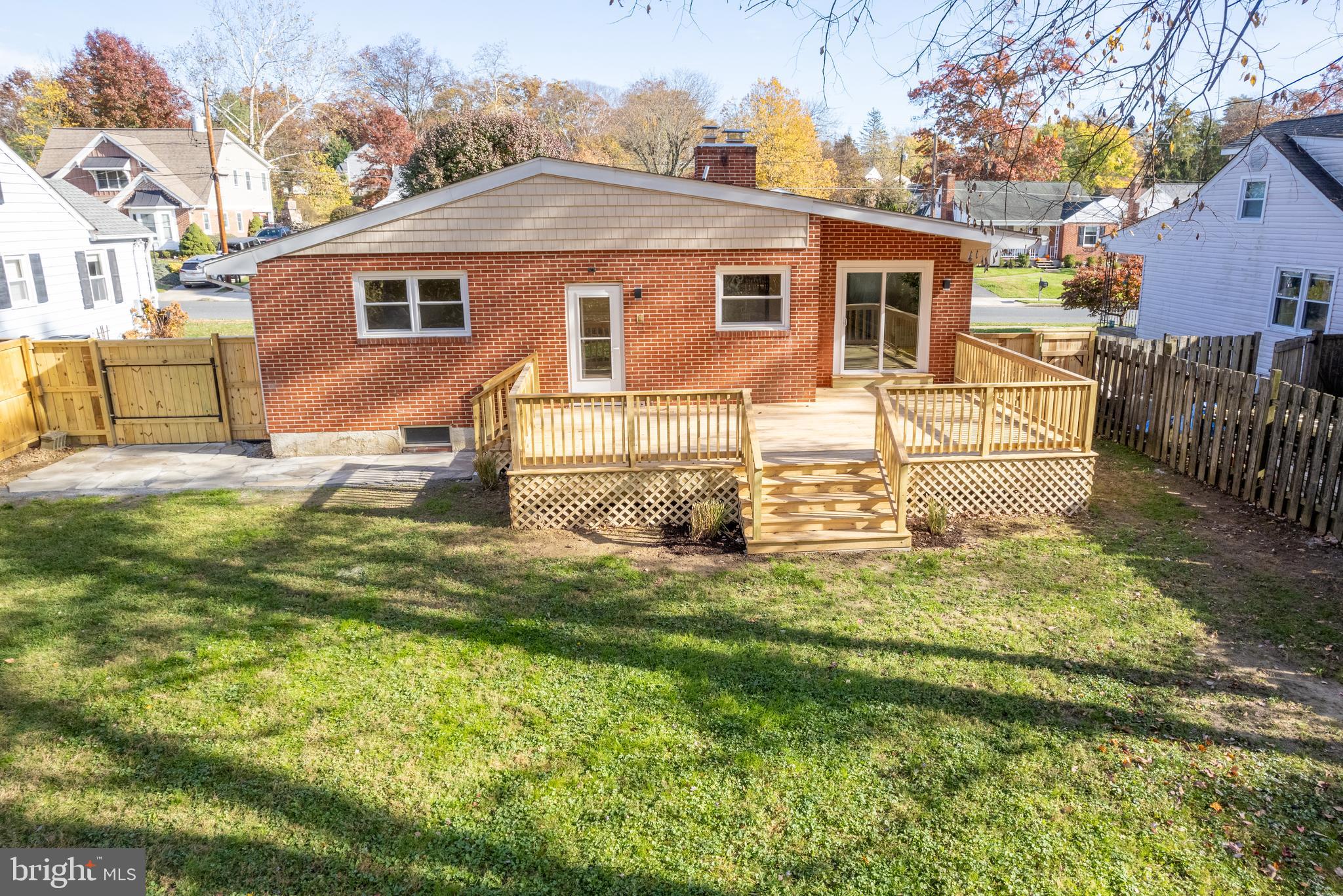 CHALFONTE MANOR - Residential Lease