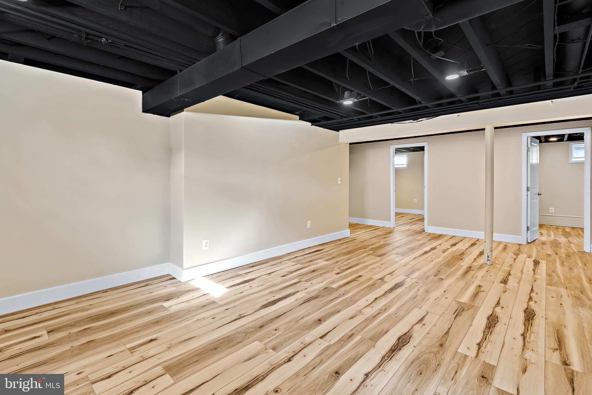 CHALFONTE MANOR - Residential Lease