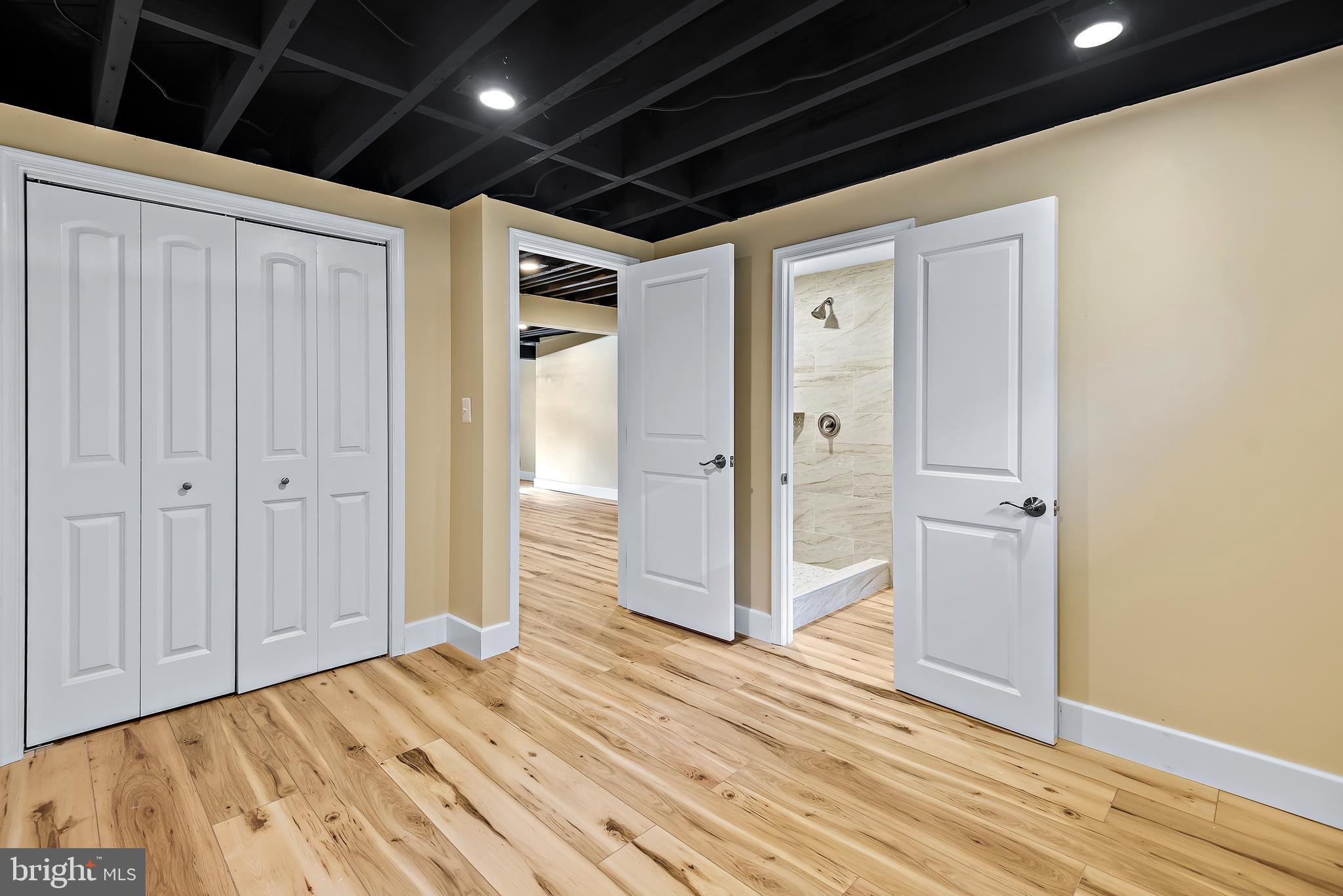 CHALFONTE MANOR - Residential Lease