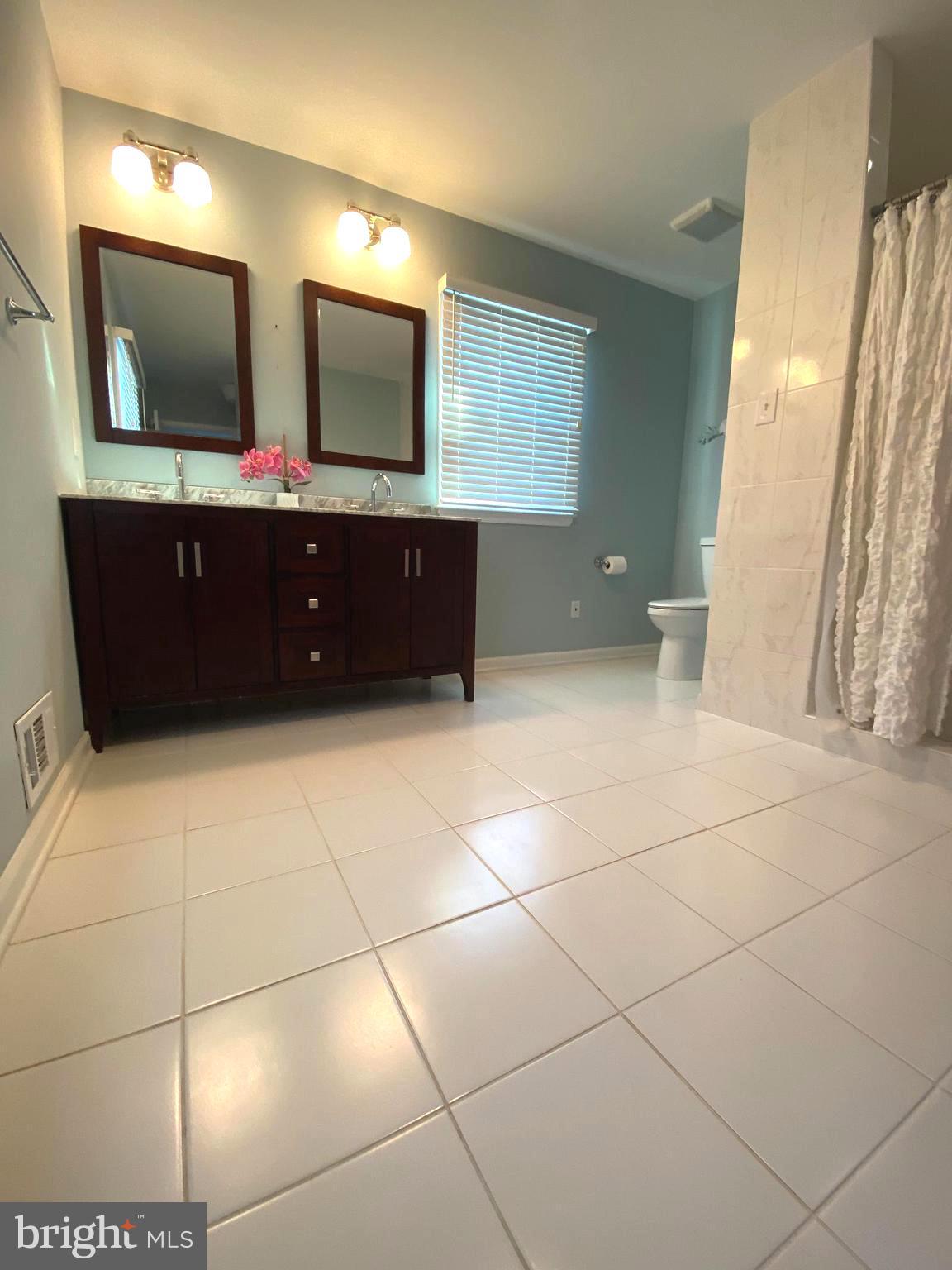 CHARTLEY - Residential Lease