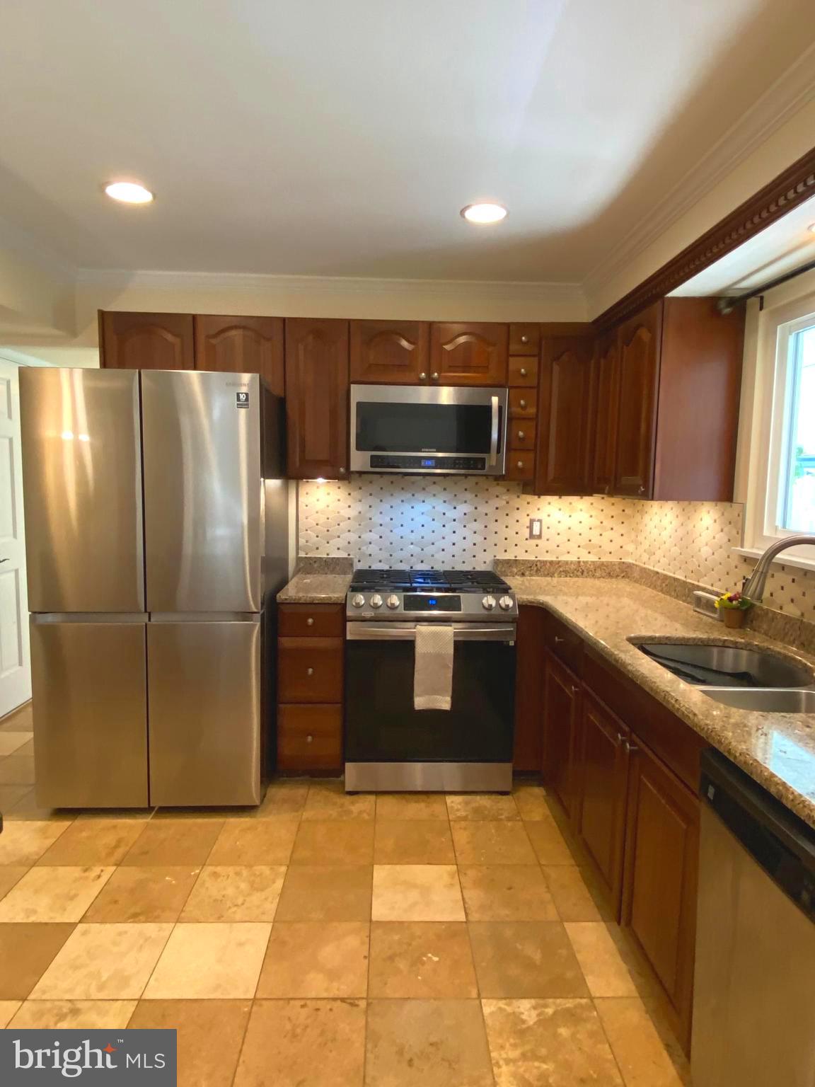 CHARTLEY - Residential Lease