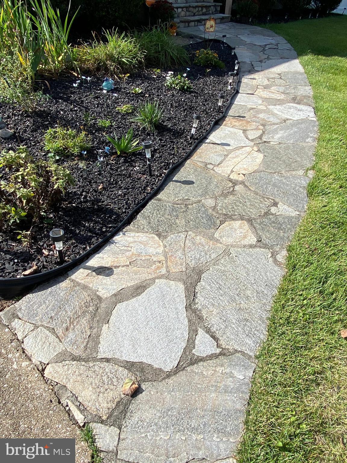 CHARTLEY - Residential Lease