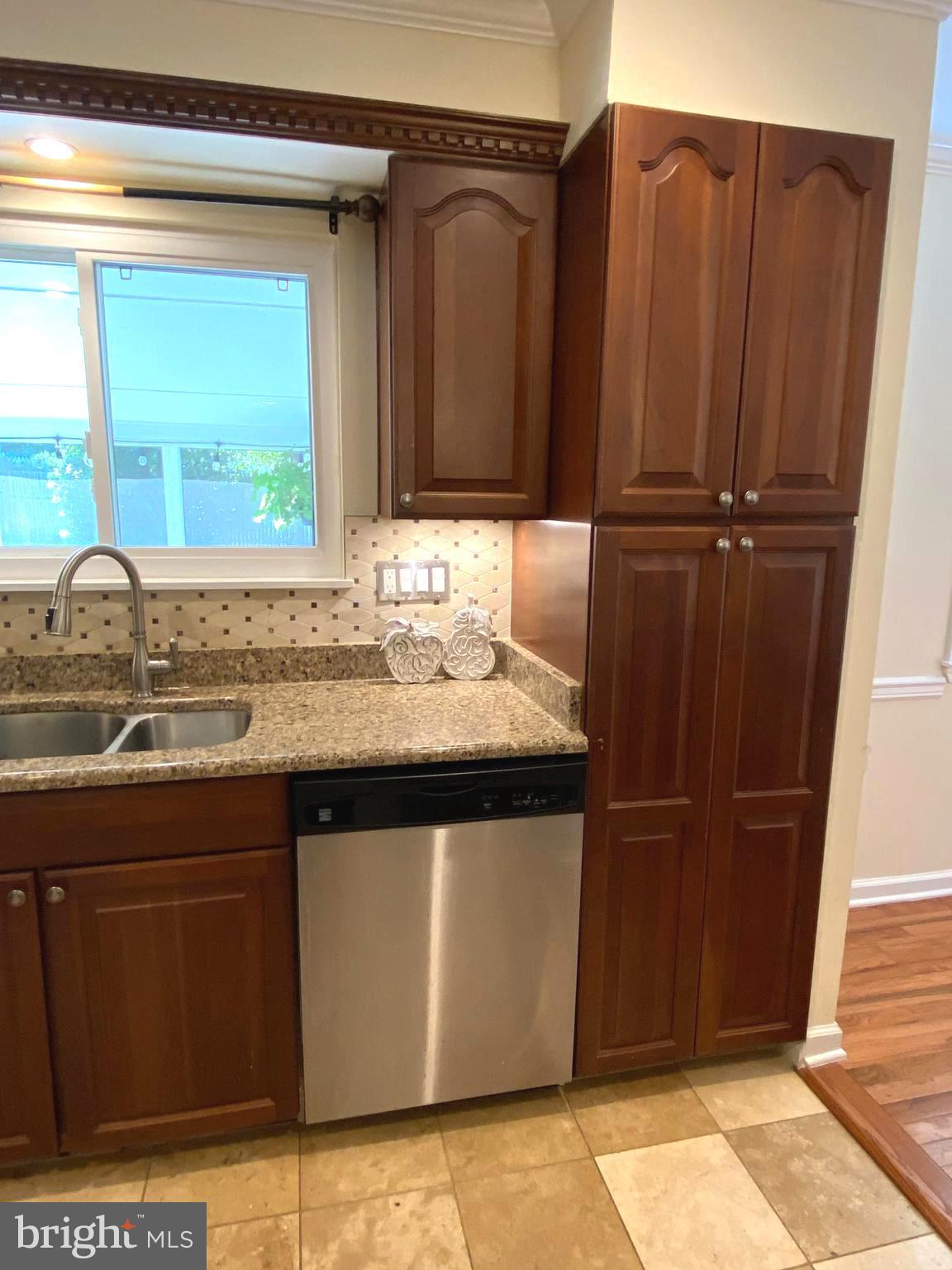 CHARTLEY - Residential Lease