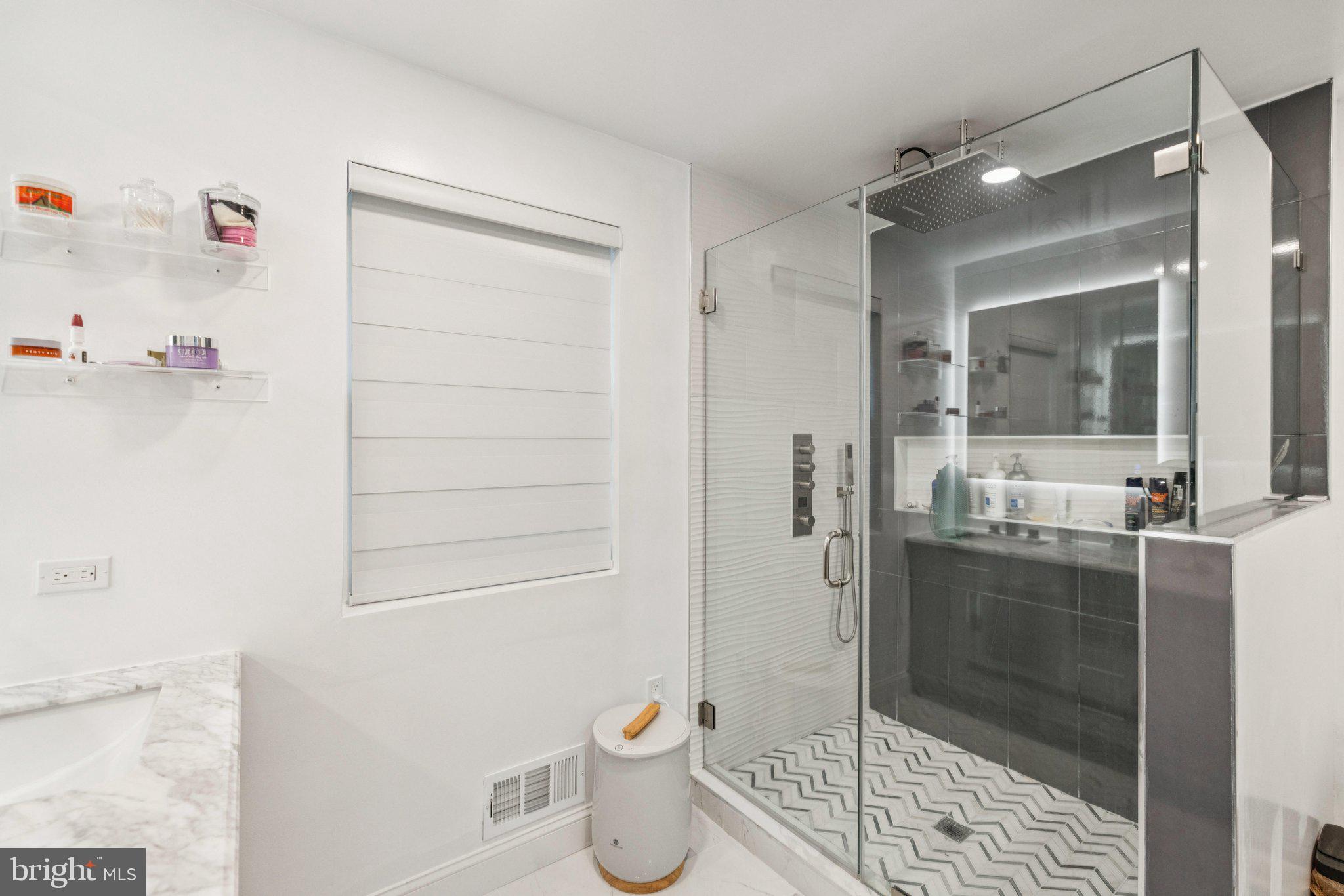 GARRETT PARK ESTATES - Residential