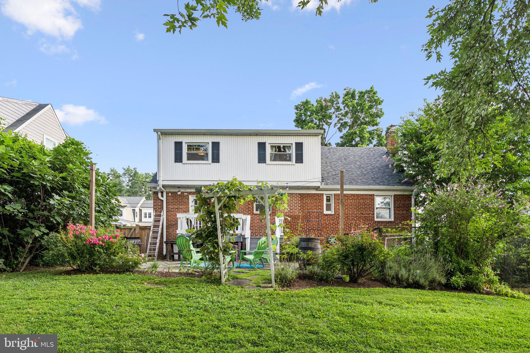 GARRETT PARK ESTATES - Residential